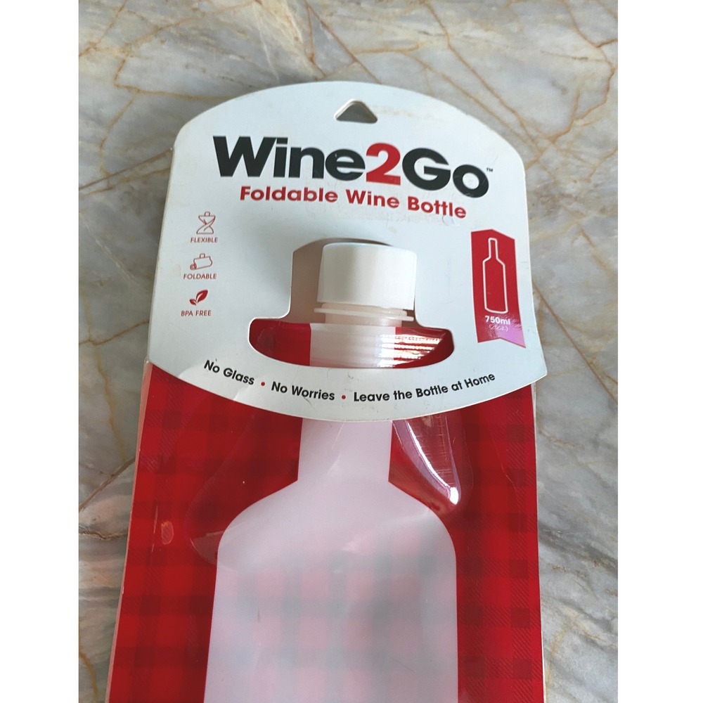 Wine2Go Foldable Wine Bottle 750ml Red Plaid Flexible Reusable BPA Free Flask